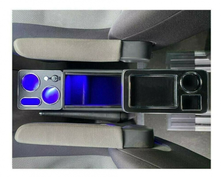 Upgrade Staufach Mittelkonsole Ablage für VW Crafter mit LED Beleuchtung und USB