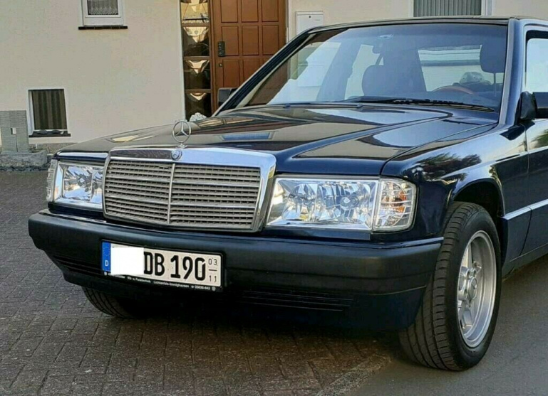 Upgrade Klarglas Scheinwerfer für Mercedes Benz 190 W201 82-93 chrom