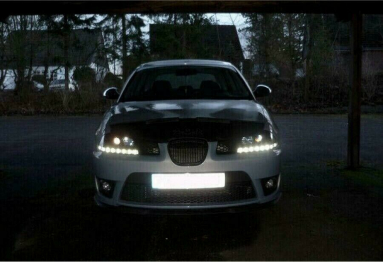 LED Tagfahrlicht Design Scheinwerfer für Seat Ibiza 6L 02-08 schwarz