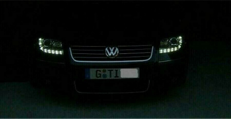 LED Tagfahrlicht Design Scheinwerfer für VW Passat 3BG 00-05 chrom