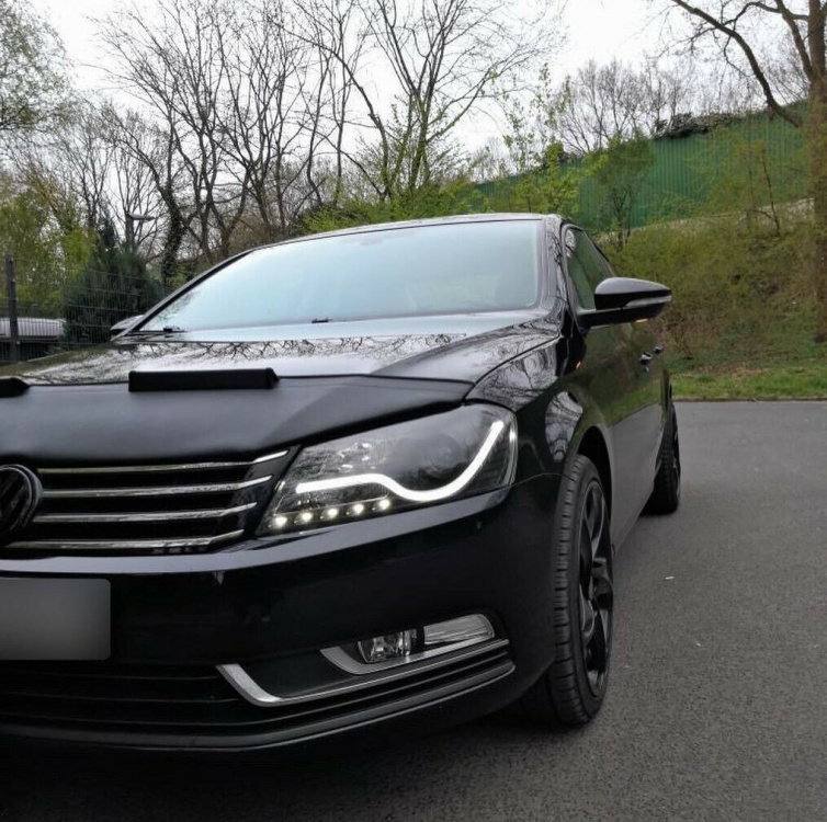 LED Tagfahrlicht Design Scheinwerfer für VW Passat B7 10-14 schwarz LTI