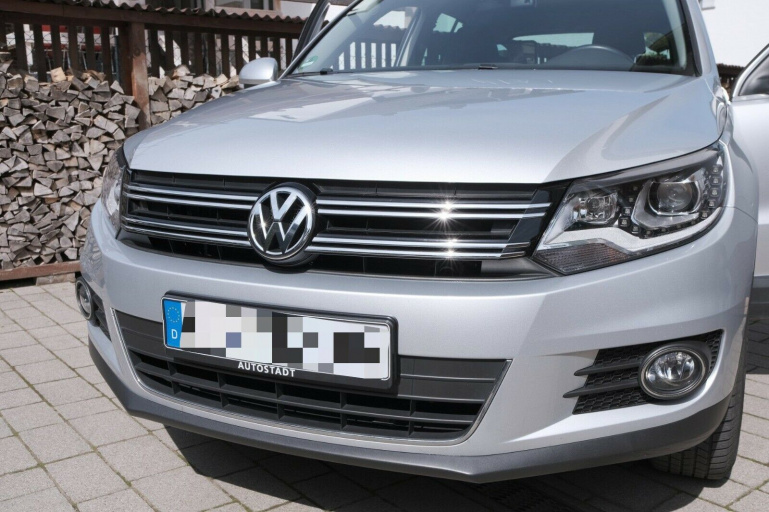 LED Tagfahrlicht Scheinwerfer für VW Tiguan Facelift 11-15 schwarz