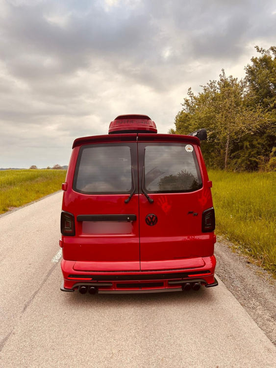 Voll LED Lightbar Design Rückleuchten für VW T5 / T5 GP 03-15 schwarz/rauch/rot (Heckklappe)