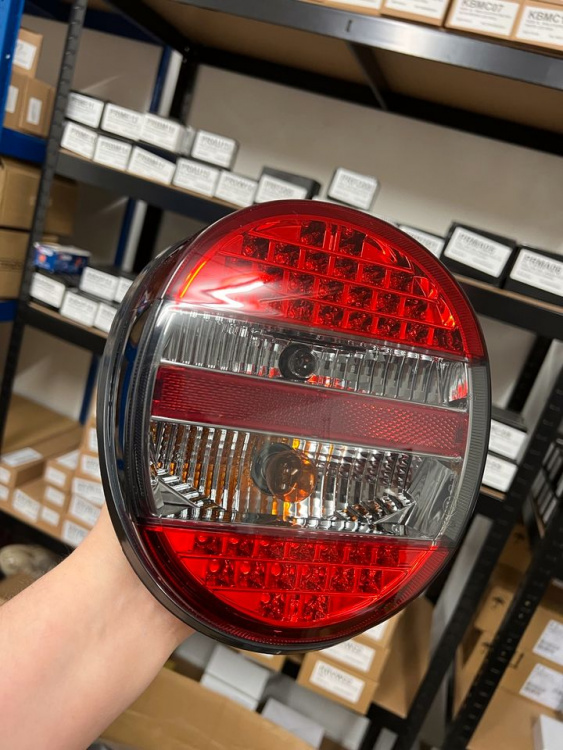 LED Upgrade Design Rückleuchten für VW Käfer 1303 73-85 rot/rauch