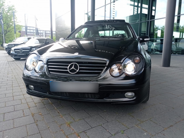 Upgrade Klarglas Scheinwerfer für Mercedes Benz Sportcoupe CL203 01-04 / CL203 Facelift 04-08 schwarz