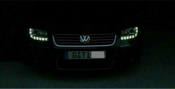 LED Tagfahrlicht Design Scheinwerfer für VW Passat 3BG 00-05 chrom