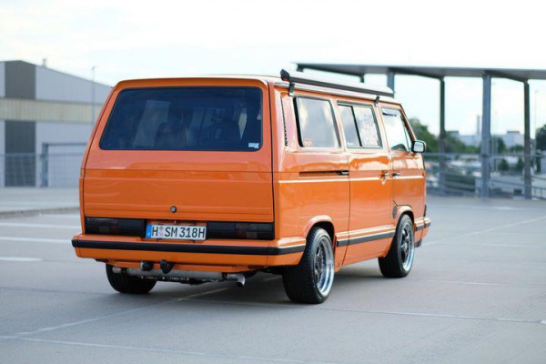 Upgrade Design Rückleuchten für VW T3 79-92 schwarz/rauch